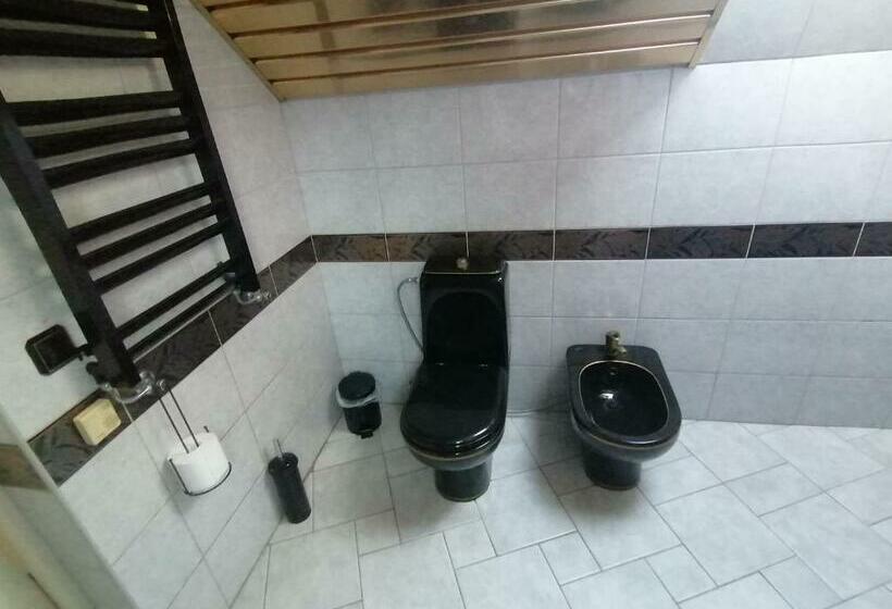 سوئیت 2 خوابه, Guest House Krista