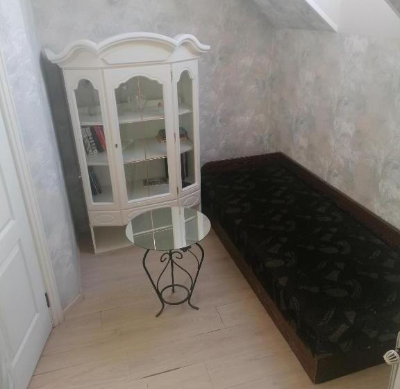 اتاق استاندارد, Guest House Krista