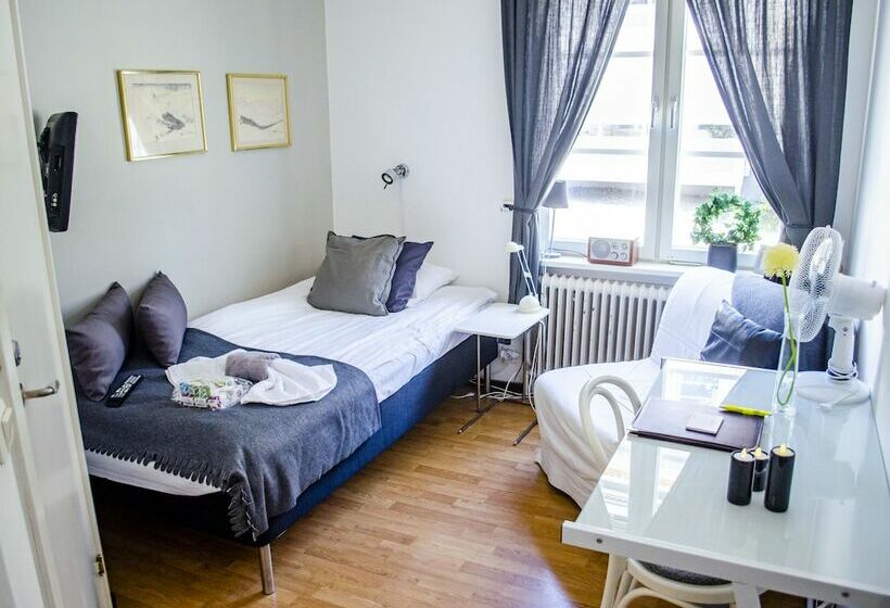 اتاق استاندارد یک نفره, Park Hotell