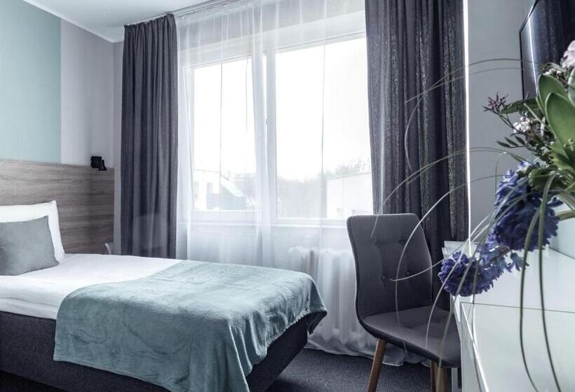 اتاق استاندارد یک نفره, Park Hotel Vilnius