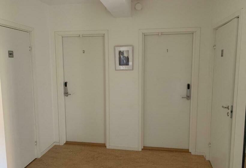 اتاق استاندارد, Stenholmens Gårdshotell