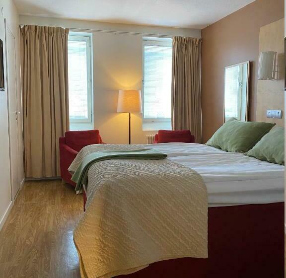 اتاق استاندارد, Strand City Hotell