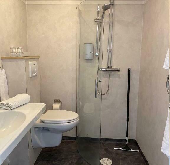 اتاق استاندارد, Strand City Hotell