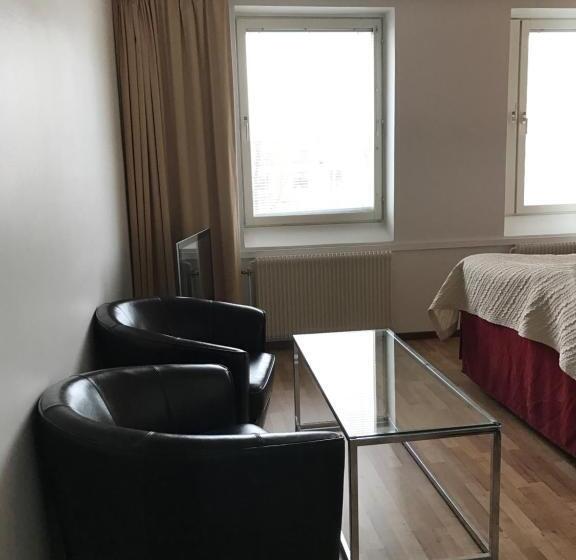 اتاق استاندارد, Strand City Hotell