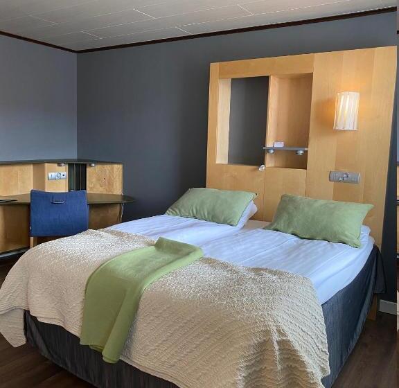 اتاق استاندارد, Strand City Hotell