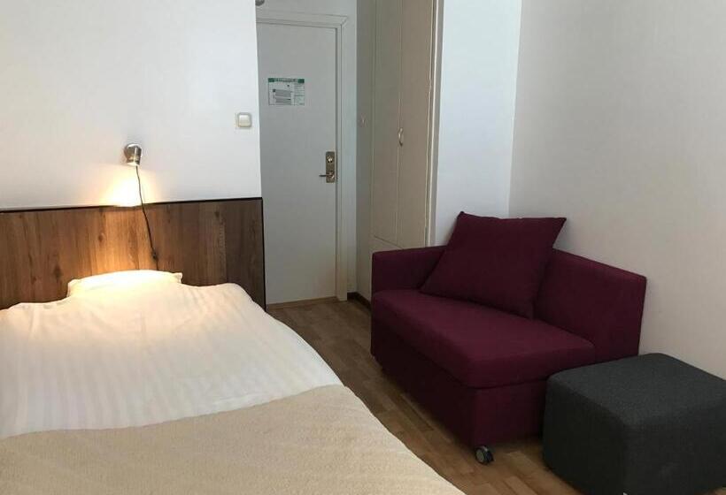 اتاق استاندارد یک نفره, Strand City Hotell