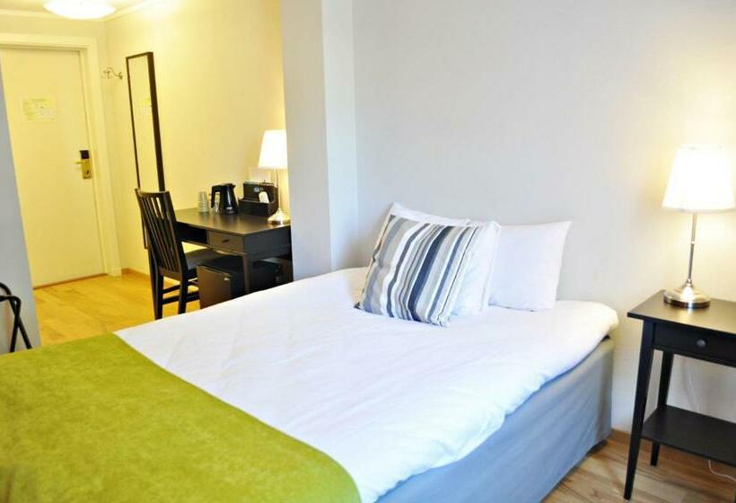 اتاق استاندارد یک نفره, Jennys Hotell Och Restaurang