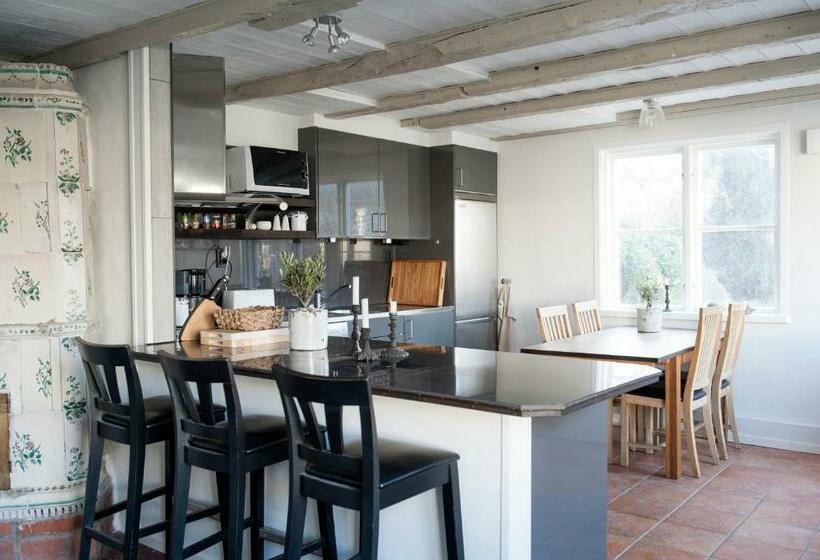 阁楼房, Mullbärsgården Bed & Breakfast