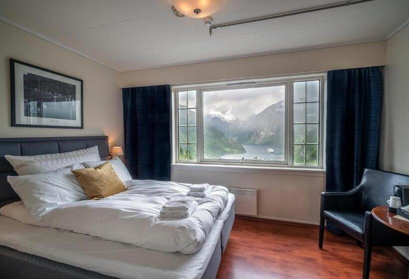 Habitación Estándar con Vistas, Utsikten   By Classic Norway Hotels