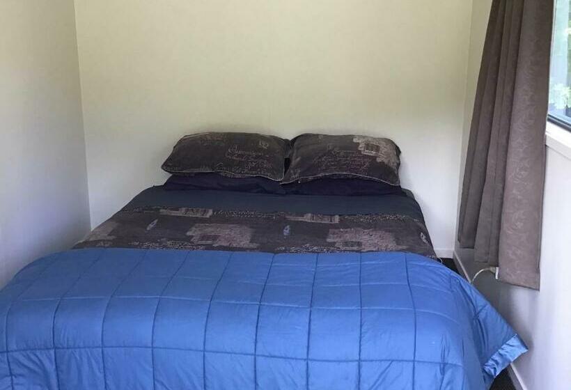 اتاق اکونومی, Brunnerton Lodge And Backpackers