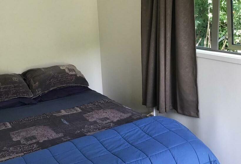 اتاق اکونومی, Brunnerton Lodge And Backpackers