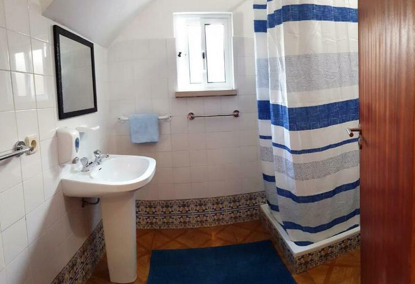 استودیوی استاندارد, Guesthouse Of Alcobaça