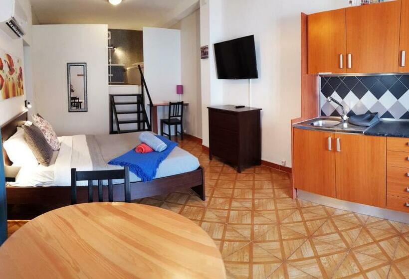 استودیوی استاندارد, Guesthouse Of Alcobaça