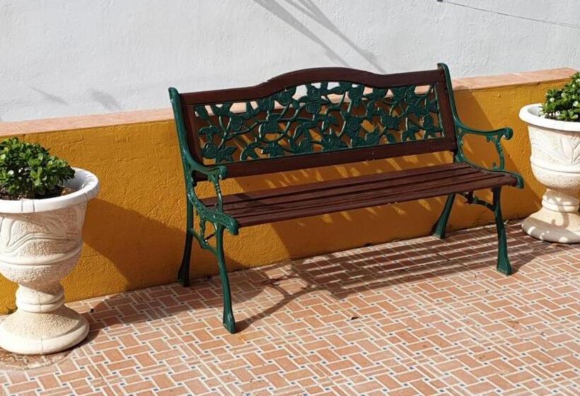 استودیوی استاندارد, Guesthouse Of Alcobaça