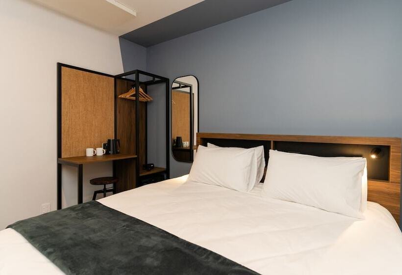 اتاق استاندارد با تخت بزرگ, Haka House Auckland City