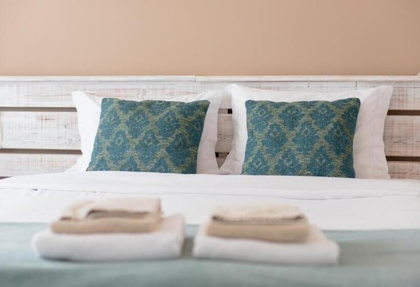 اتاق استاندارد با سرویس بهداشتی مشترک, Laneez Ericeira Surf House