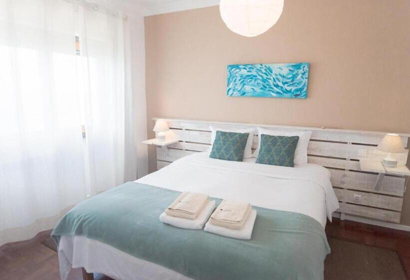 اتاق استاندارد با سرویس بهداشتی مشترک, Laneez Ericeira Surf House