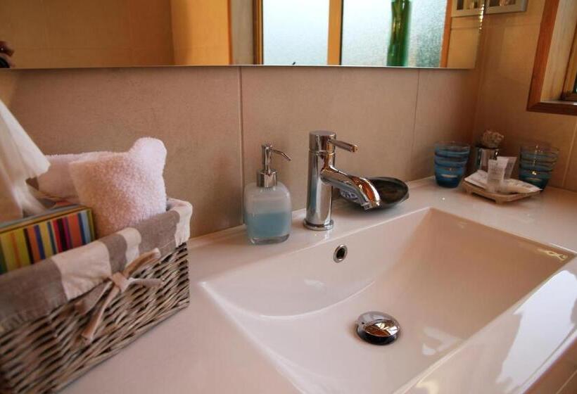 سوئیت 2 خوابه, Chalet Romantica