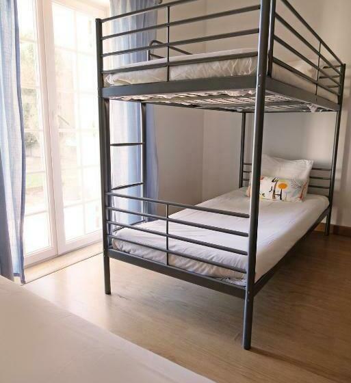 اتاق خانوادگی, Freesurfcamp & Hostel