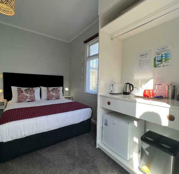 اتاق اکونومی, Harrogate Gardens Motel