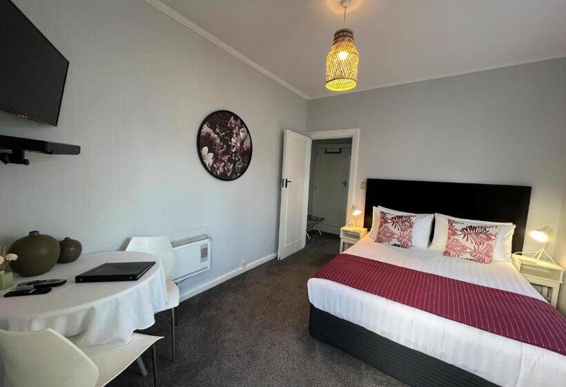 اتاق اکونومی, Harrogate Gardens Motel