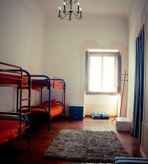 اتاق استاندارد چهار تخته, Hostel Portalegre