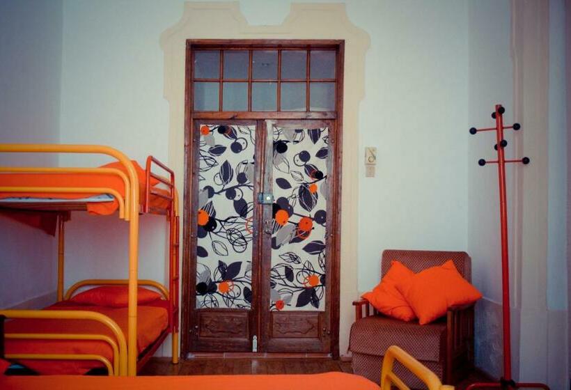اتاق استاندارد چهار تخته, Hostel Portalegre