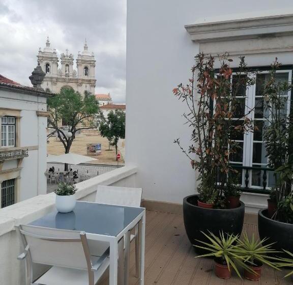 Standard Quadruple Room, Hostel Rossio Alcobaça