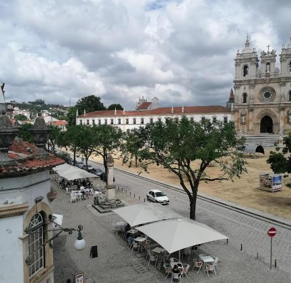 اتاق استاندارد با سرویس بهداشتی مشترک, Hostel Rossio Alcobaça