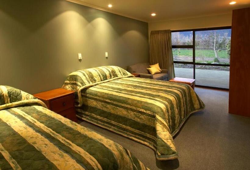 اتاق استاندارد با تخت دو نفره بزرگ, Donegal House