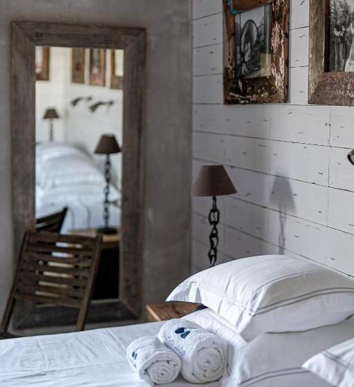 اتاق استاندارد برای معلولان, Surfers Lodge Peniche