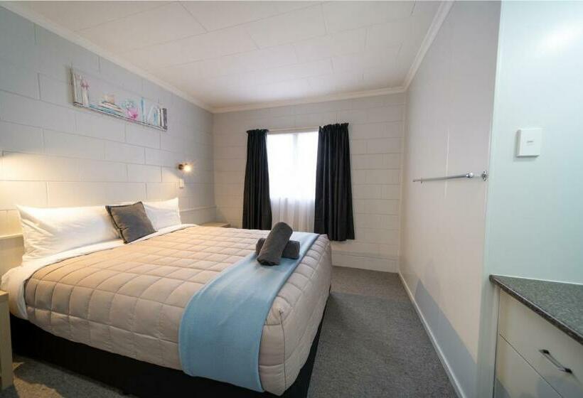 آپارتمان 2 خوابه, Kensington Motel