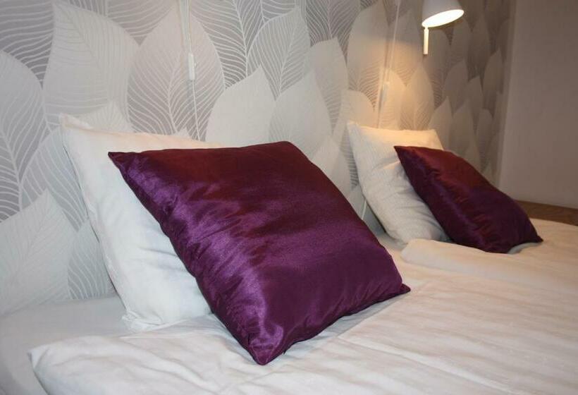 اتاق استاندارد, Lilla Hotellet