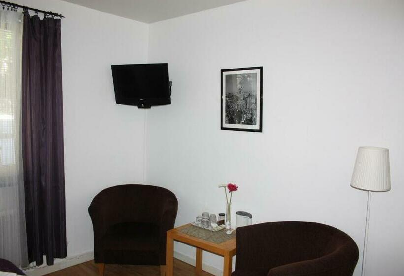 اتاق استاندارد, Lilla Hotellet