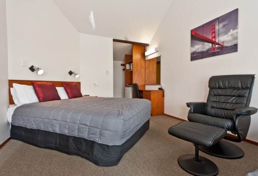 استودیوی استاندارد, Gateway Motor Lodge  Wanganui