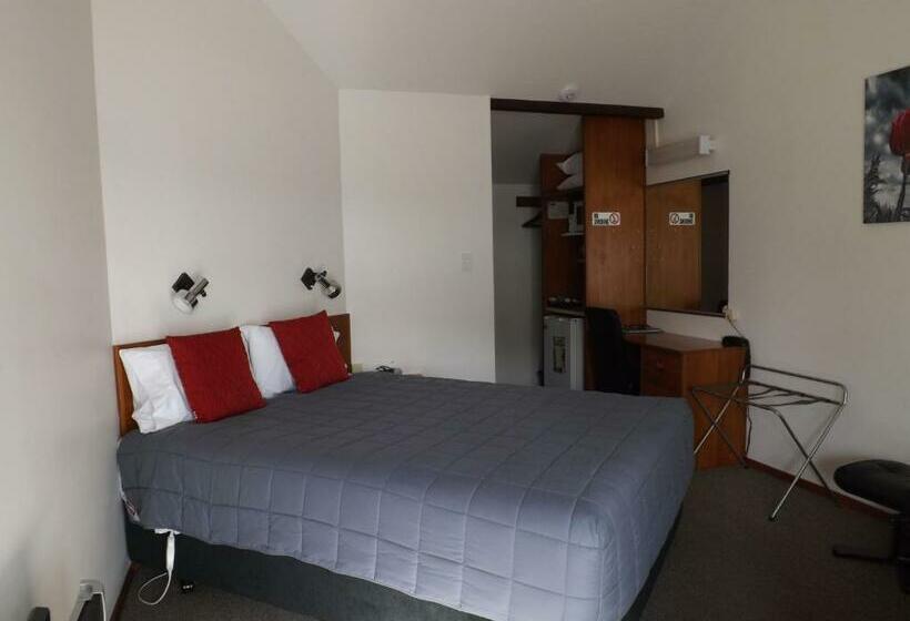 استودیوی استاندارد, Gateway Motor Lodge  Wanganui