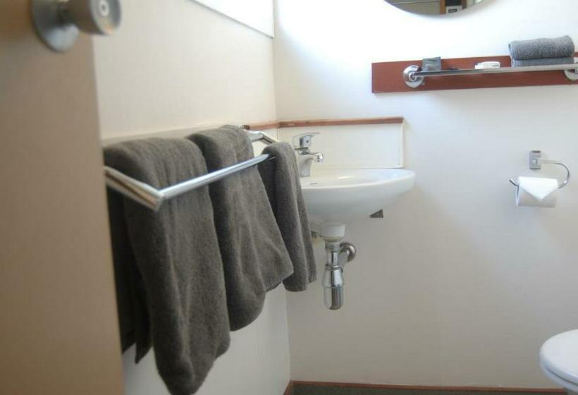 استودیوی استاندارد, Gateway Motor Lodge  Wanganui