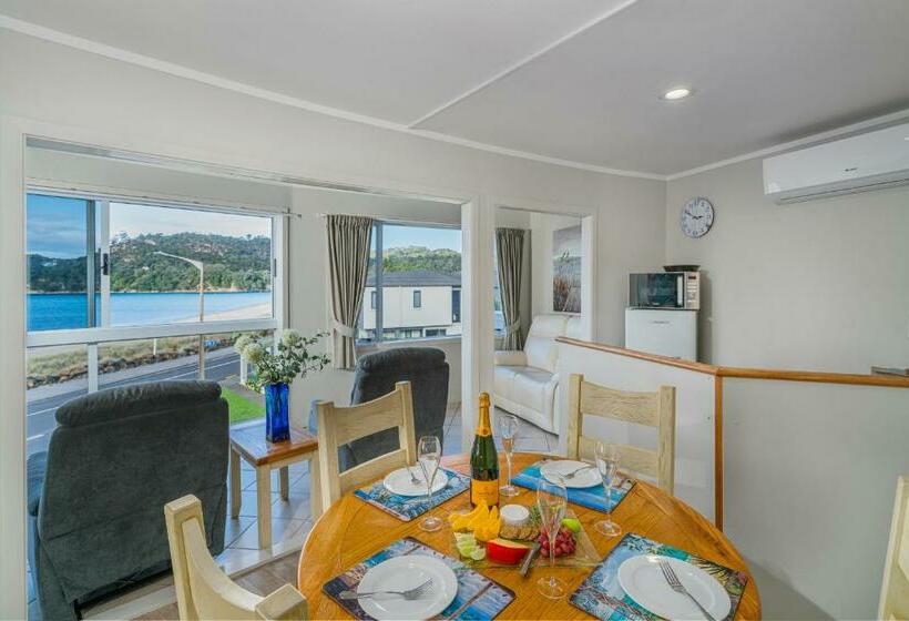 , Waterfront Apartments Whitianga