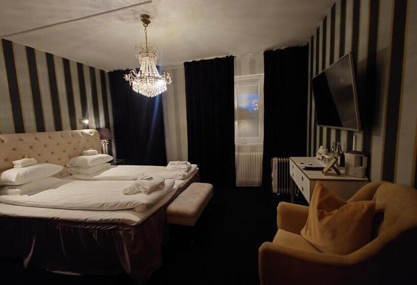 اتاق اکونومی, Palace Hotell