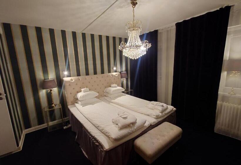 اتاق اکونومی, Palace Hotell