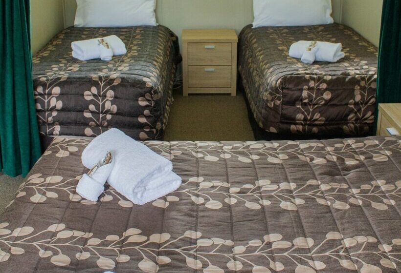استودیو خانوادگی, Palm Motel Waihi