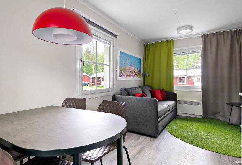 بانگلوی استاندارد, First Camp Arcus Luleå