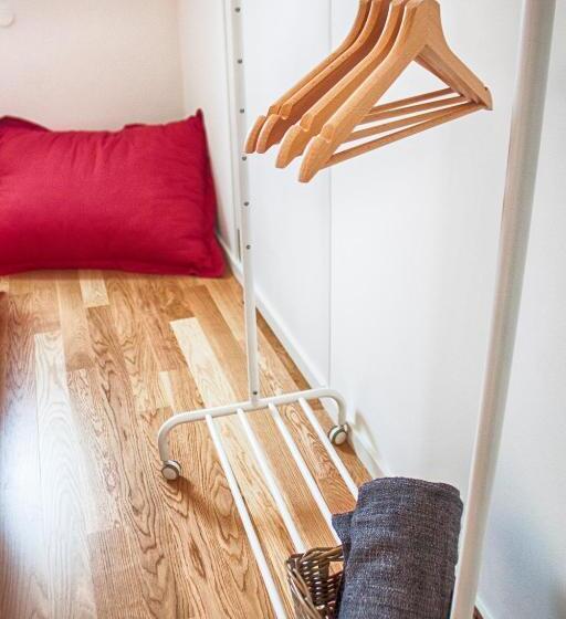 اتاق استاندارد, The Nook Hostel