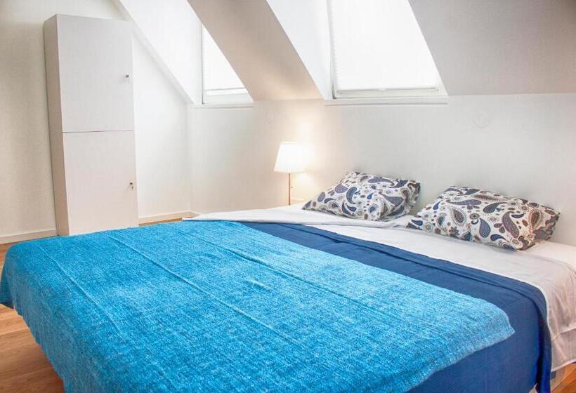 اتاق راحتی, The Nook Hostel