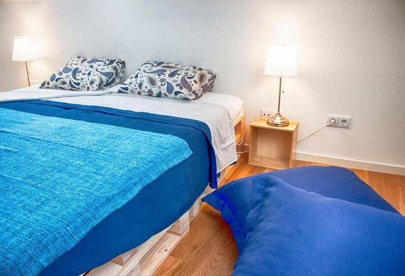 اتاق راحتی, The Nook Hostel