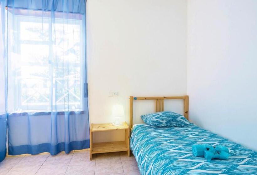 اتاق استاندارد, H2o Guesthouse