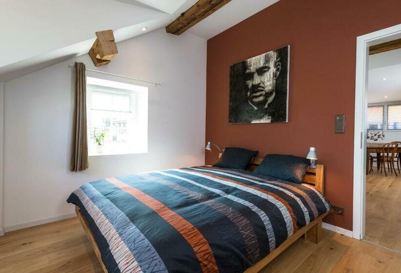 带1个卧室的高级公寓, B&b 7e Art