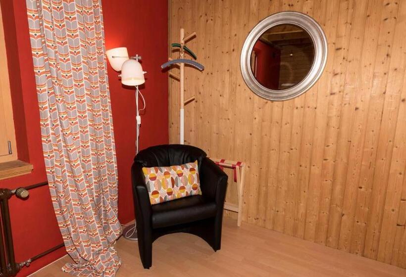 اتاق استاندارد یک تخته با سرویس بهداشتی مشترک, Bnb Alpenblick