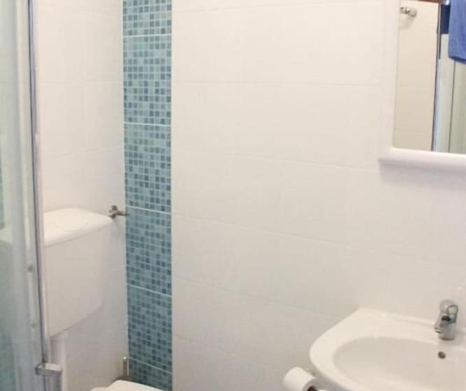 اتاق استاندارد با سرویس بهداشتی مشترک, The Story Guest House   Adults Only