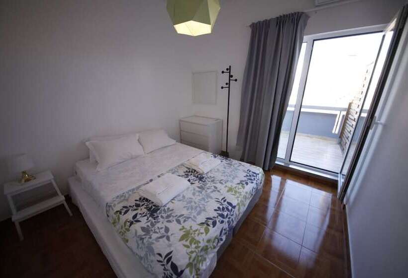 اتاق استاندارد با سرویس بهداشتی مشترک, The Story Guest House   Adults Only